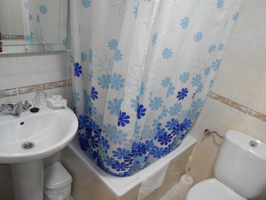 Hostal Internacional مدريد المظهر الخارجي الصورة