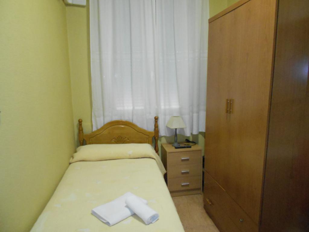 Hostal Internacional مدريد المظهر الخارجي الصورة